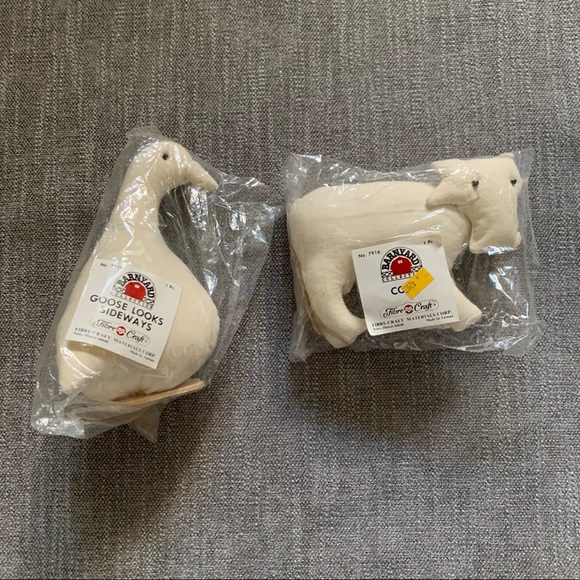 2 Vintage Fibre Craft Barnyard Animals Cow & Goose Cloth Stuffed Farm Animal 80s - Picture 3 of 16